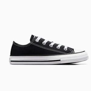 NEW Converse - Chuck Taylor All Star Canvas Low Top, Womens 6/ Mens 4 (Unisex)